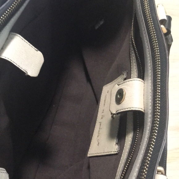 DVF - Picture 2 of 8